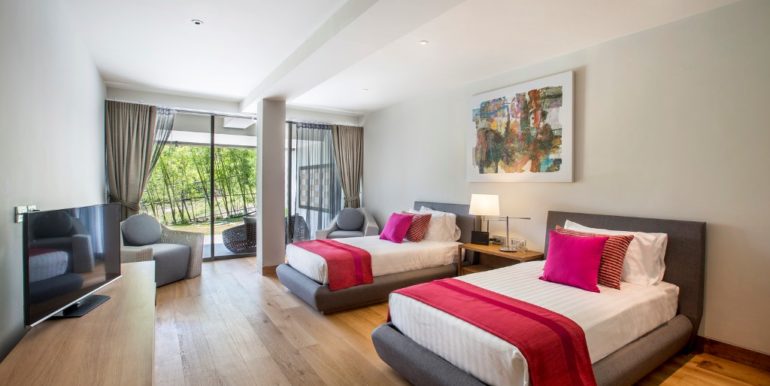 16555949357_455120c74d_h