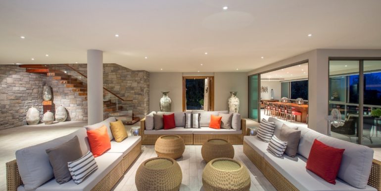 16737346486_2bebd46168_h