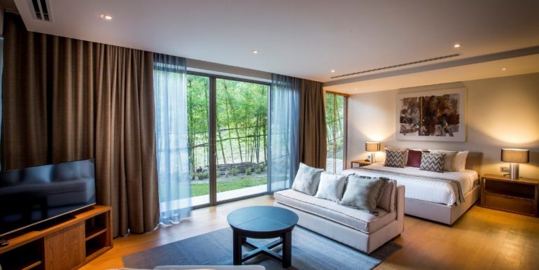 16762084591_41cbf2152d_h