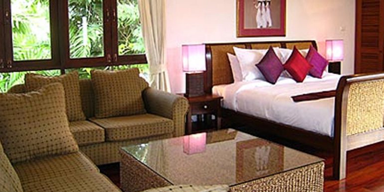 4 Bedroom Surin Springs PB (9)
