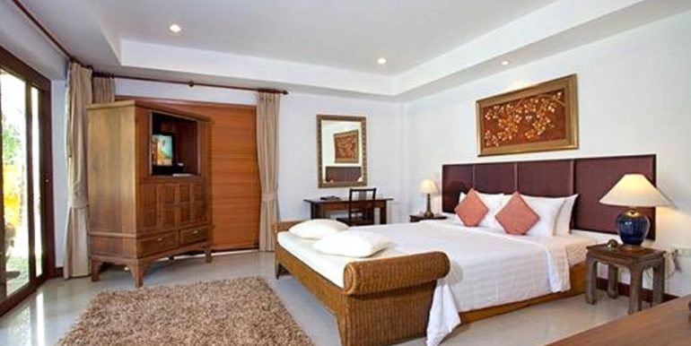 640x480_264082-villamystical-009-1341493998