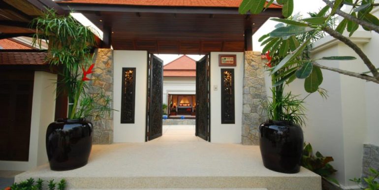 Sai Taan Villa 6 ph 4 Front Entry