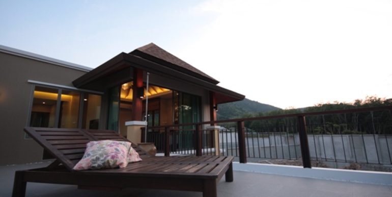 wn 2 Type B Terrace at Master Bedroom at dawn