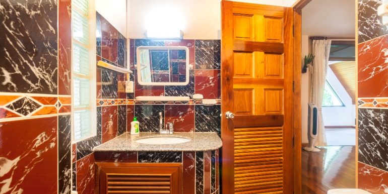 Nai-harn-villa-4-bedroom--51