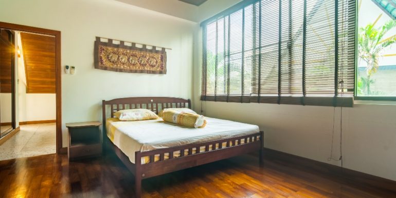 Nai-harn-villa-4-bedroom--64