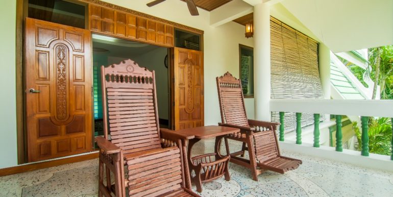 Nai-harn-villa-4-bedroom--68