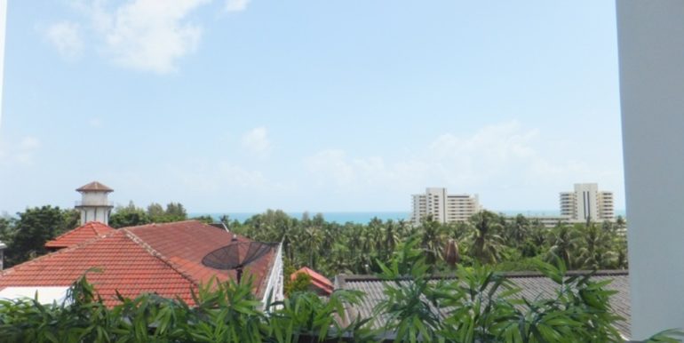 view from bedroom DSCF1051