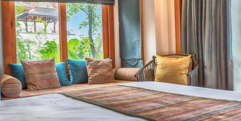17-Baan Surin Sawan - Guest bedroom (2)