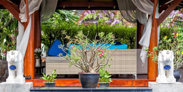 21-Baan Surin Sawan - Bale view from pool