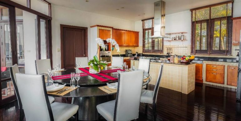 5 Bedroom Patong Headland (12)