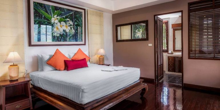 5 Bedroom Patong Headland (24)
