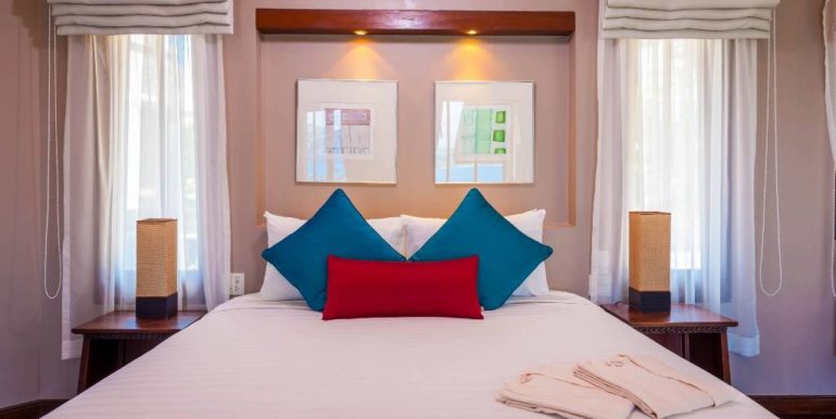 5 Bedroom Patong Headland (28)