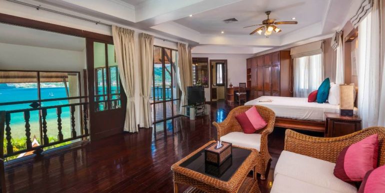 5 Bedroom Patong Headland (32)