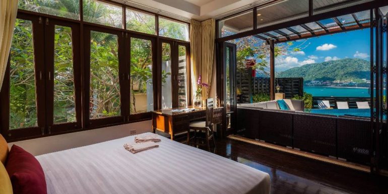 5 Bedroom Patong Headland (39)