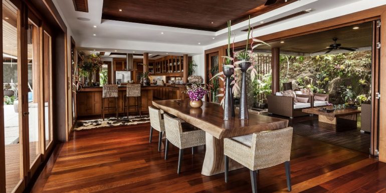 shambala-phuket-dining-area