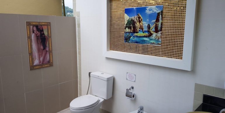 2 BDR Patio with Pool View (2)