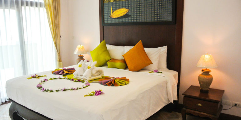 2 BDR Patio with Pool View (6)