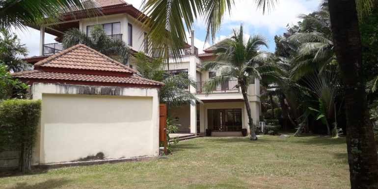 5 Bedroom Surin Beach (2)