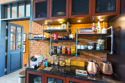 4 Br Manick Hillside Professional (2)