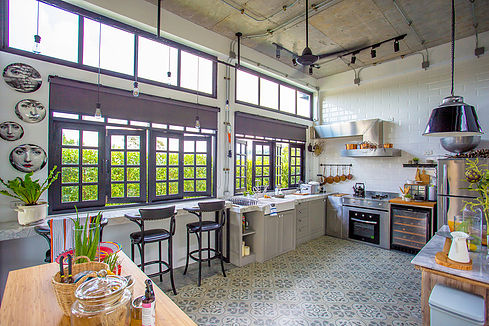 4 Br Manick Hillside Professional (9)