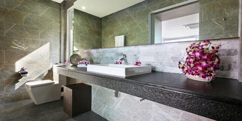 6 Bedroom Bangtao ocean View (24)