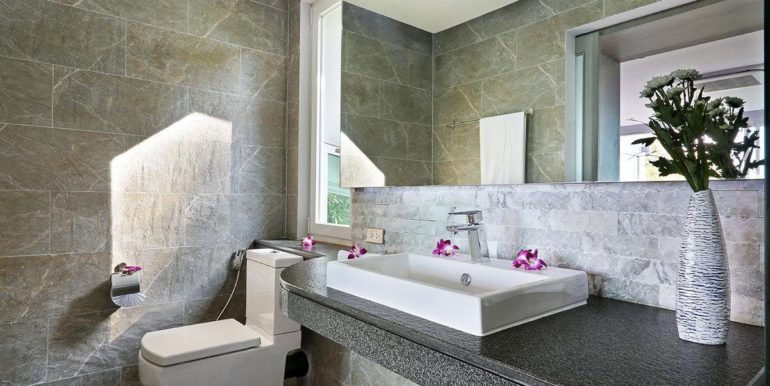 6 Bedroom Bangtao ocean View (27)