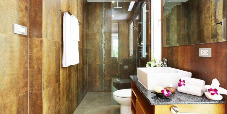 6 Bedroom Bangtao ocean View (32)