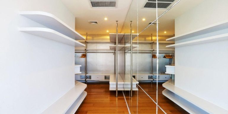 6 Bedroom Bangtao ocean View (37)