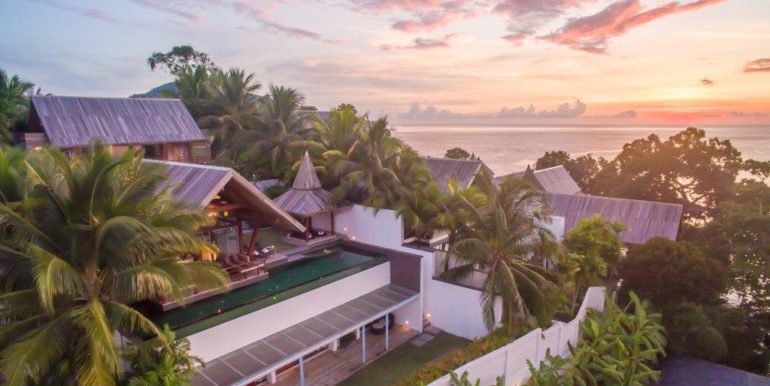 Aerial view from front