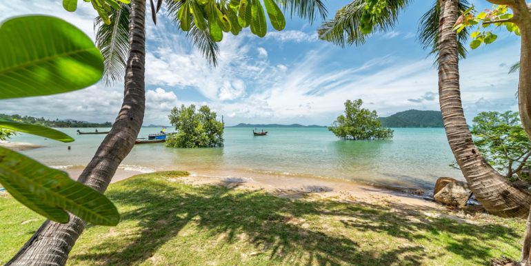 3 Bedroom Rawai Beachfront (15)