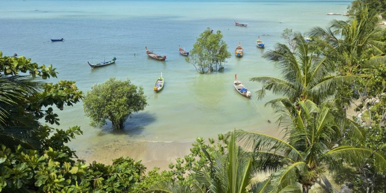 3 Bedroom Rawai Beachfront (17)