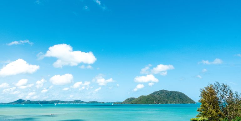 3 Bedroom Rawai Beachfront (25)