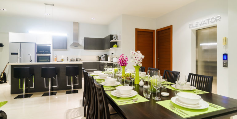 3 Bedroom Rawai Beachfront (40)