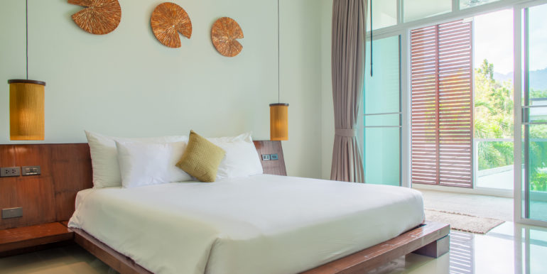 4 Bedroom Bangtao (14)