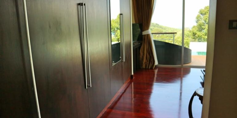 4 Bedroom Naka ocean view (13)