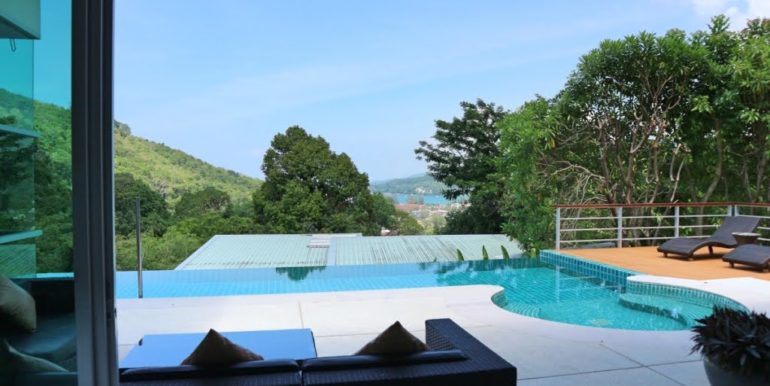 4 Bedroom Naka ocean view (4)