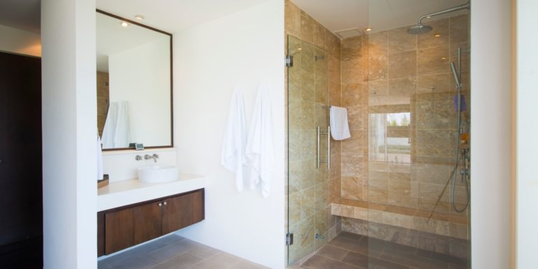 4 Bedroom Surin heights (30)